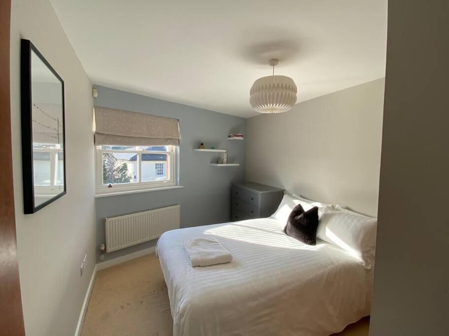 The Penthouse, Winchester Exterior foto